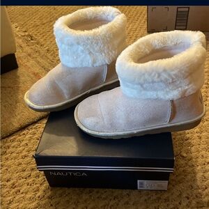 Girl boots